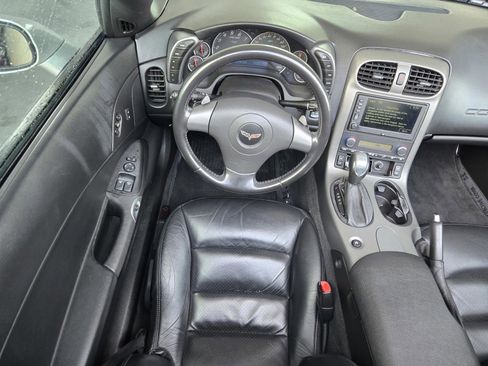 Used 2006 Chevrolet Corvette Coupe w/ Preferred Equipment Group image 14