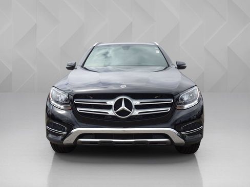 Used 2018 Mercedes-Benz GLC 300 4MATIC image 8