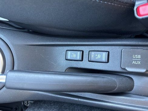 Used 2014 Nissan Versa Note SV w/ SL Package image 23