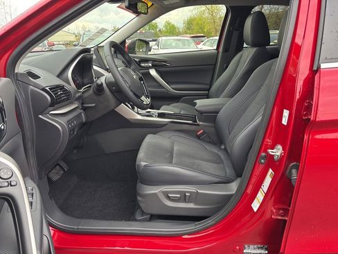 Used 2024 Mitsubishi Eclipse Cross SE AWD/4WD image 8