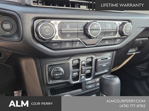 New 2026 Jeep Gladiator Sport image 21