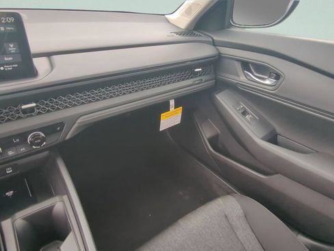 New 2026 Honda Accord SE image 38