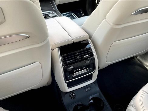New 2027 BMW X7 xDrive40i AWD/4WD image 10