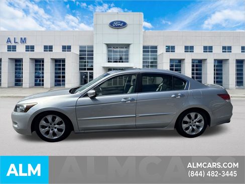 Used 2010 Honda Accord EX-L image 9