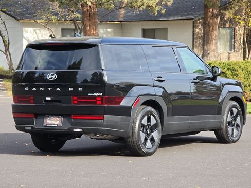 New 2026 Hyundai Santa Fe SE image 4