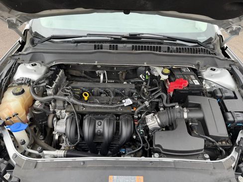 Used 2015 Ford Fusion SE image 38