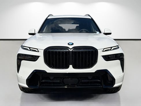 New 2027 BMW X7 xDrive40i w/ Executive Package AWD/4WD image 8