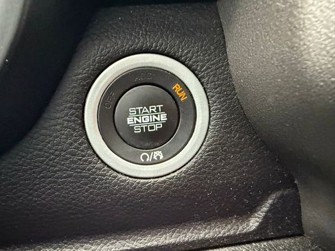 Used 2019 RAM 1500 Big Horn image 16