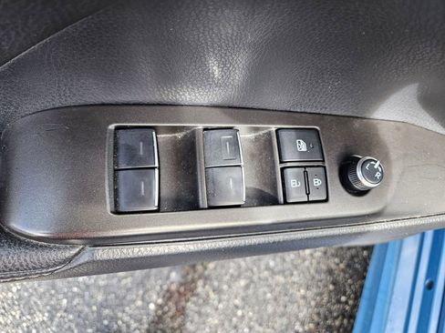 Used 2023 Toyota Camry XSE image 17