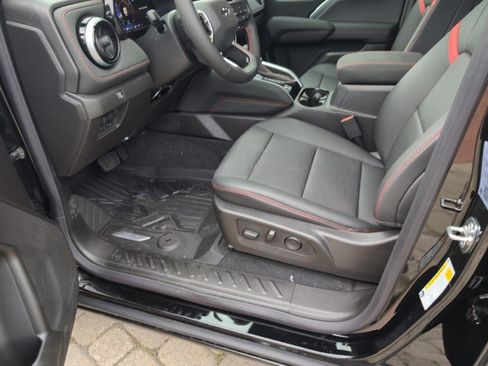 New 2025 Chevrolet Colorado Z71 w/ Technology Package image 25