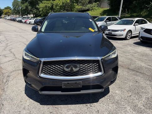 Used 2022 INFINITI QX50 Luxe FWD image 2