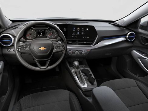 New 2026 Chevrolet Trax LS w/ LS Convenience Package FWD image 19