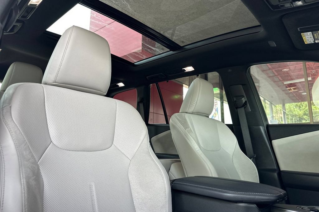 Used 2026 Lexus TX 350 AWD w/ Technology Package image 21