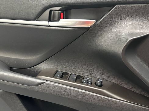 Certified 2023 Toyota Camry SE w/ Cold Weather Package FWD image 17