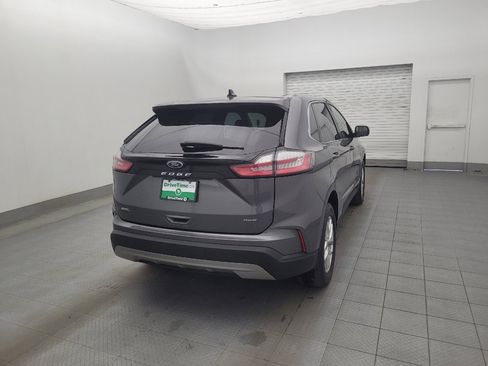 Used 2024 Ford Edge SEL image 7
