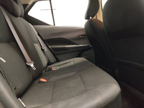 Used 2024 Nissan Kicks S FWD image 19