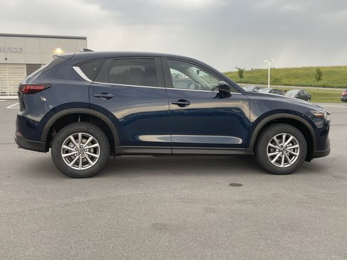 Used 2022 MAZDA CX-5 AWD 2.5 S w/ Select Package image 2