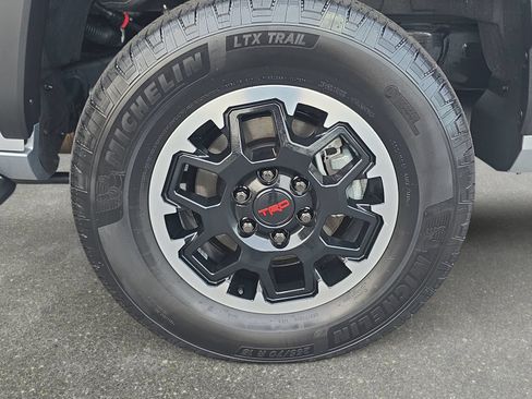Used 2026 Toyota 4Runner TRD Off-Road Premium AWD/4WD image 33