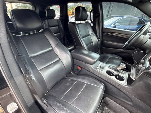 Used 2018 Jeep Grand Cherokee High Altitude AWD/4WD image 9