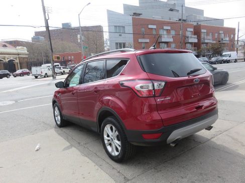 Used 2018 Ford Escape SEL AWD/4WD image 5
