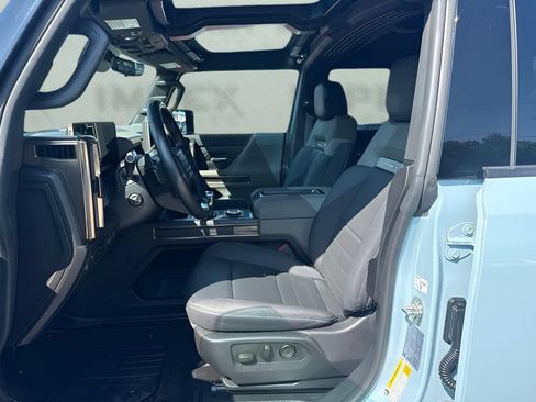 Used 2024 GMC Hummer EV 2X w/ Extreme Off-Road Package AWD/4WD image 10