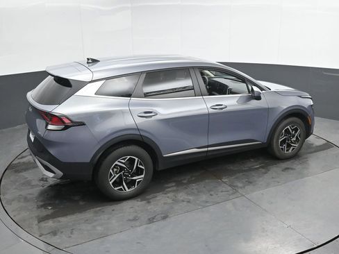 Used 2025 Kia Sportage LX image 31