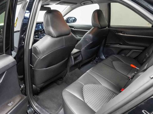 Used 2023 Toyota Camry SE FWD image 18
