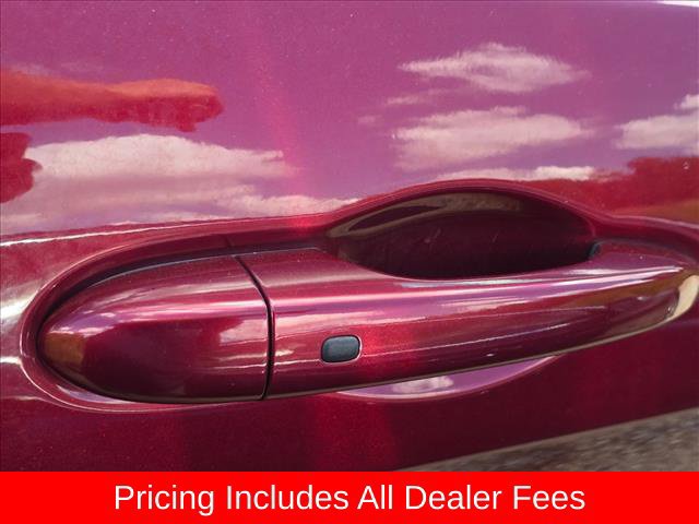 Used 2021 Jeep Cherokee Latitude Plus AWD/4WD image 6