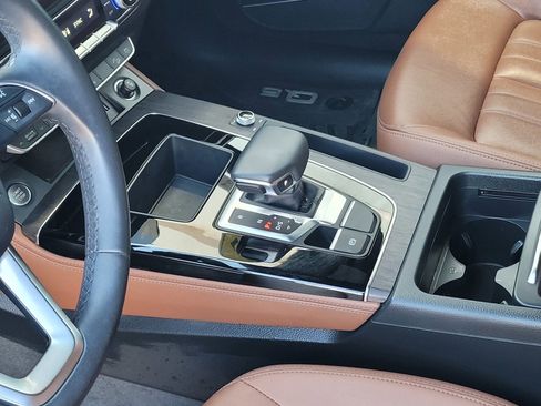 Used 2022 Audi Q5 2.0T Premium Plus w/ Premium Plus Package image 17