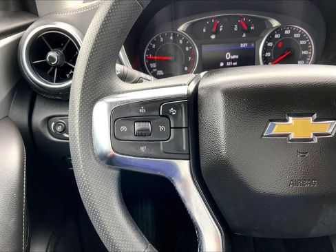 Used 2025 Chevrolet Blazer LT FWD image 22