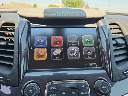 Used 2018 Chevrolet Impala LT w/ LT Convenience Package FWD image 19