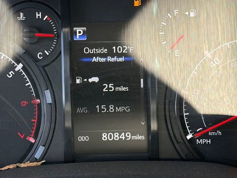 Used 2022 Toyota 4Runner SR5 RWD image 11
