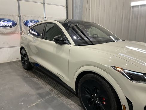 Used 2025 Ford Mustang Mach-E GT image 4