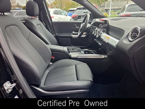 Certified 2026 Mercedes-Benz GLB 250 4MATIC image 33