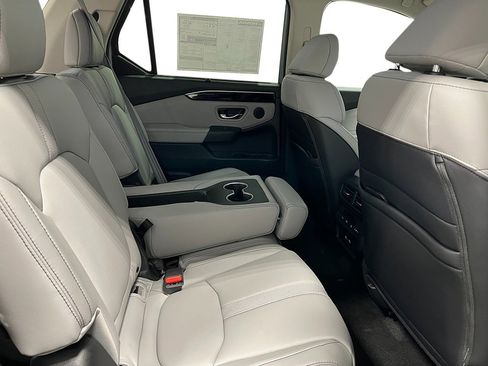 New 2025 Honda Pilot EX-L image 32