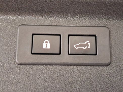 Certified 2023 Subaru Forester Premium image 31