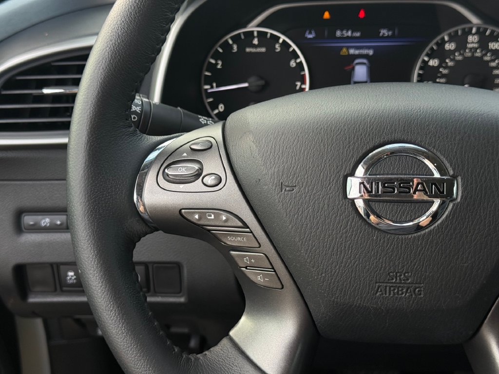 Used 2022 Nissan Murano SV w/ SV Midnight Edition Package FWD image 12
