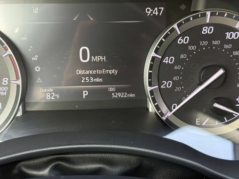 Used 2022 Toyota Highlander XLE AWD/4WD image 36