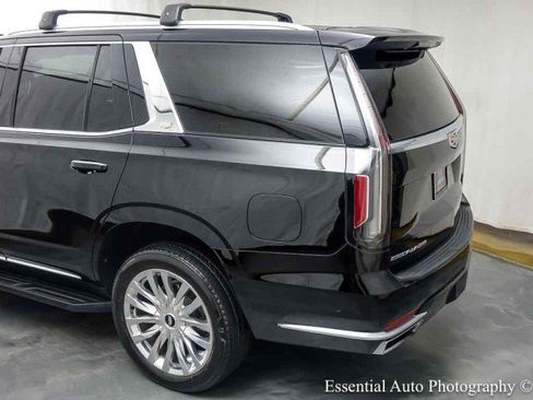 Used 2023 Cadillac Escalade Premium Luxury w/ Performance Package AWD/4WD image 9