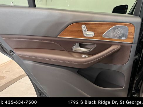 Used 2020 Mercedes-Benz GLS 580 4MATIC image 18