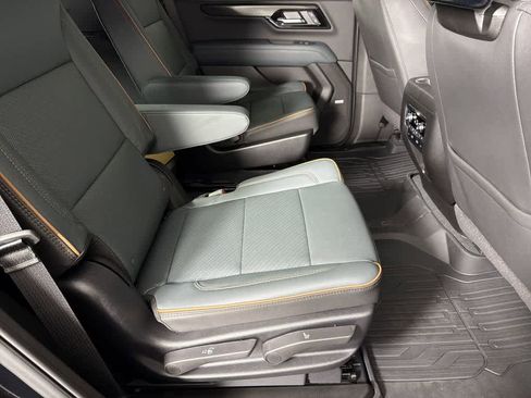 New 2026 GMC Yukon AT4 w/ AT4 Premium Plus Package image 25