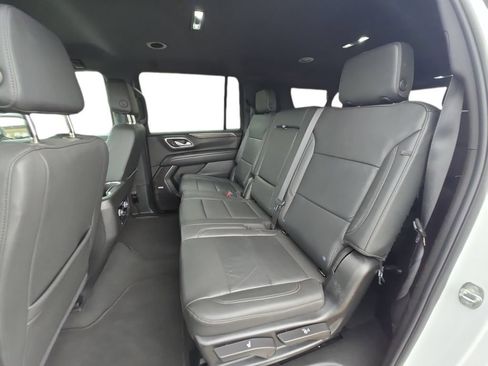 Used 2024 Chevrolet Suburban LT AWD/4WD image 16