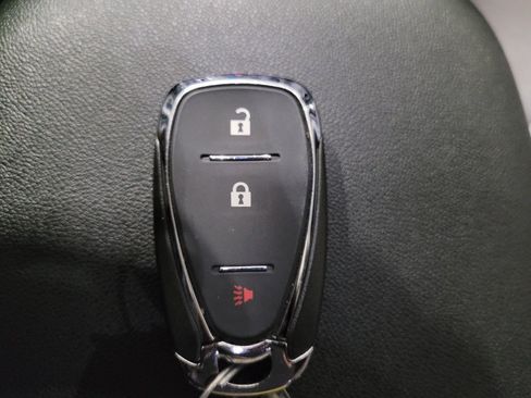 Used 2024 Chevrolet Equinox LS w/ LS Convenience Package FWD image 32