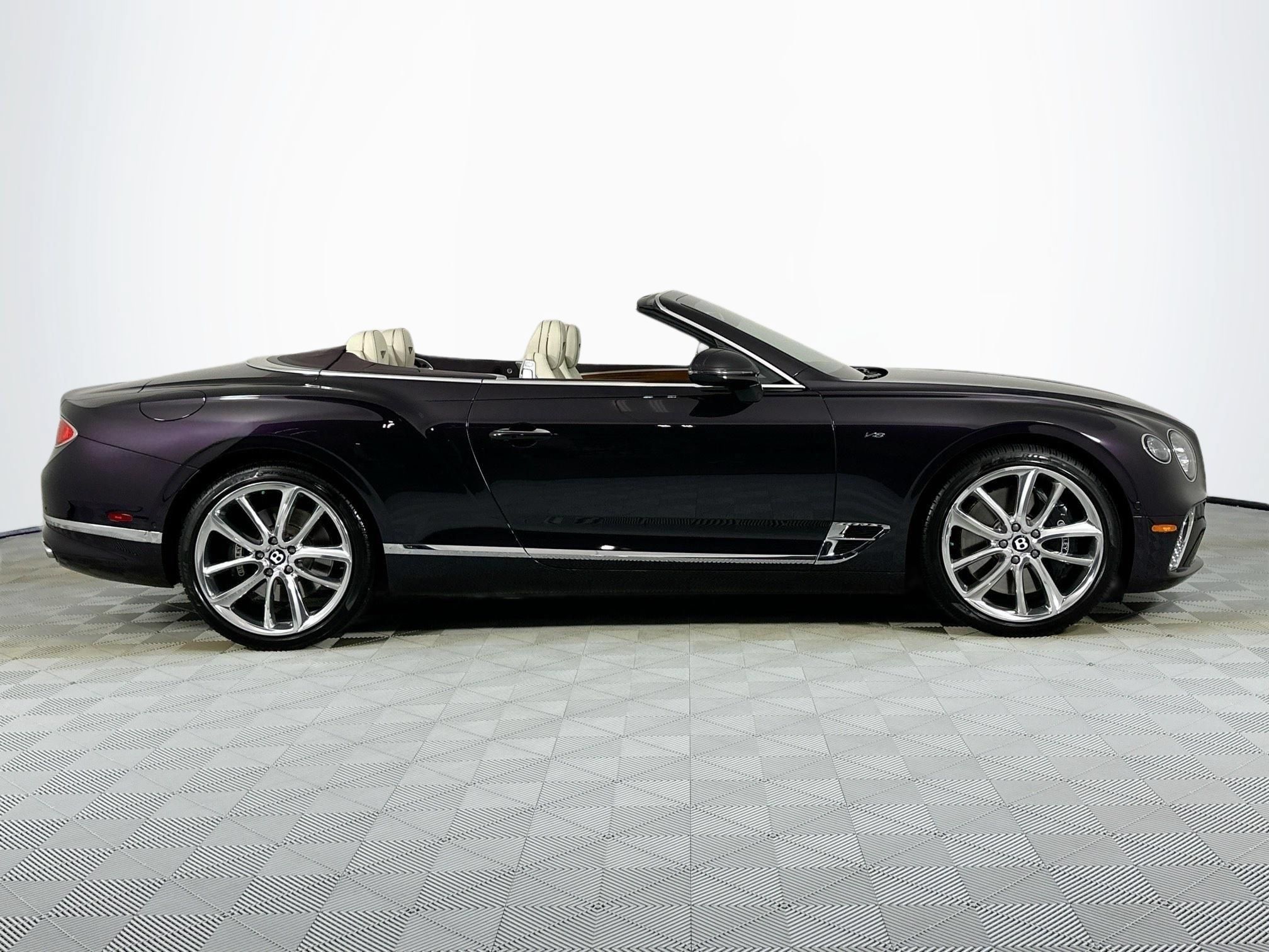 Certified 2022 Bentley Continental GT AWD/4WD image 5