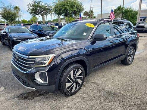 Used 2024 Volkswagen Atlas SE FWD image 3