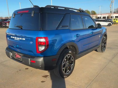 Used 2025 Ford Bronco Sport Outer Banks image 9