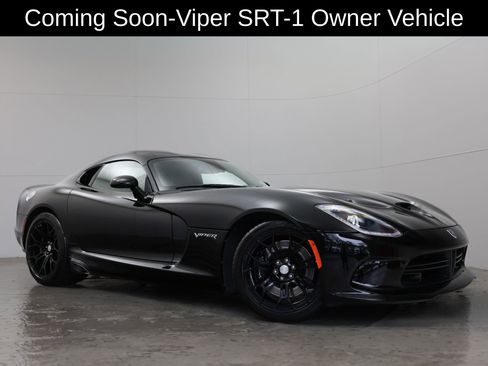 Used 2017 Dodge Viper SRT-10 image 1