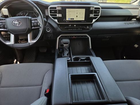 Used 2022 Toyota Tundra SR5 RWD image 8