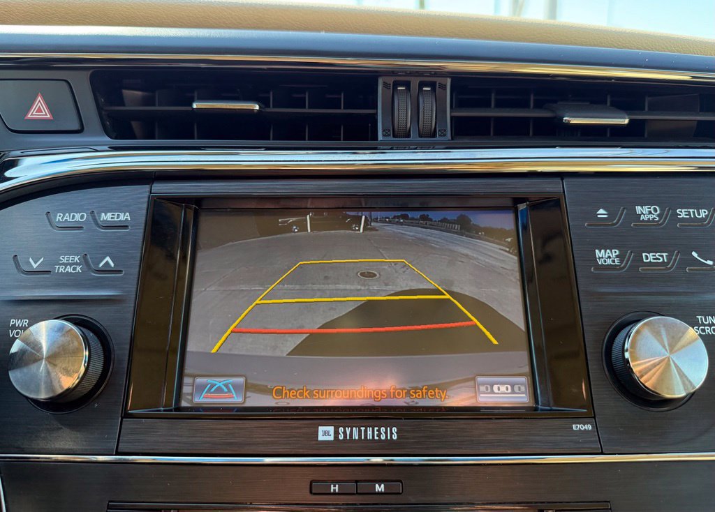 Used 2014 Toyota Avalon Limited FWD image 38