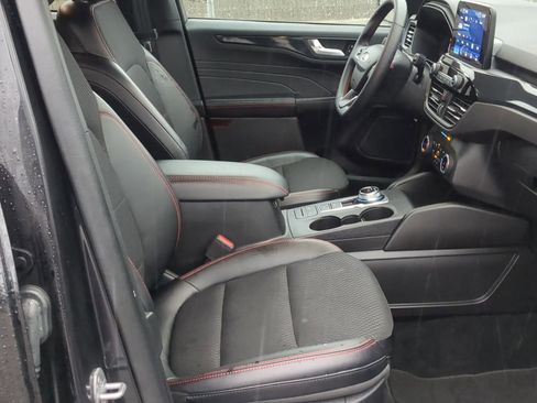 Used 2025 Ford Escape ST-Line image 24